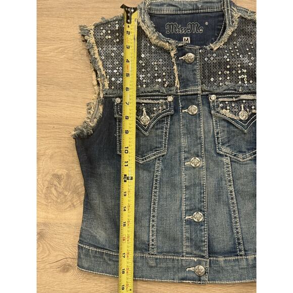 Miss Me Denim Vest With Sequin Details Women’s Medium Blue. - Picture 7 of 8